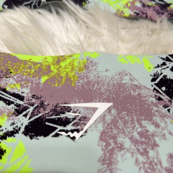 Gymshark Quad shorts & Sports Bra set - Picture 4 of 7